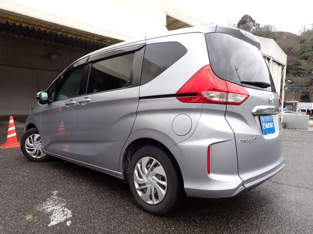 HONDA FREED plus 2017