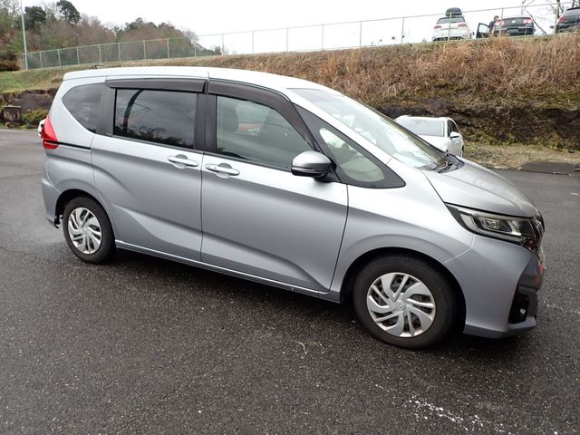 HONDA FREED plus 2017