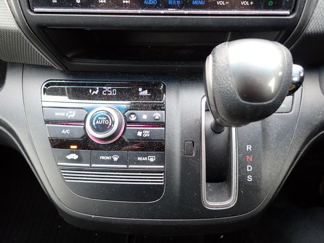 HONDA FREED plus 2017