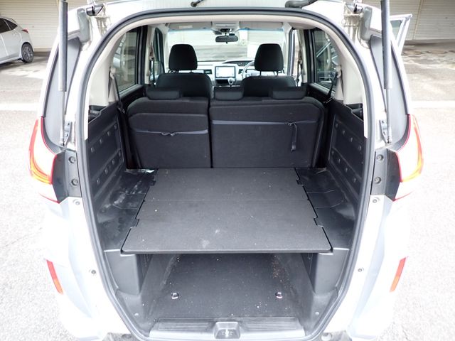 HONDA FREED plus 2017