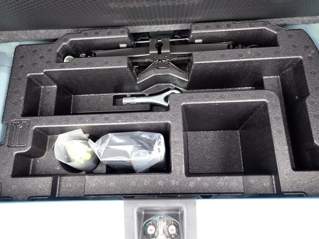 DAIHATSU MIRA e:S 2022