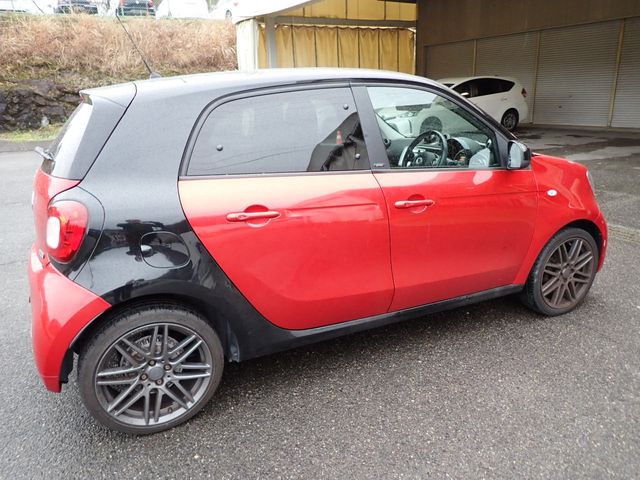MCC SMART FORFOUR 2018