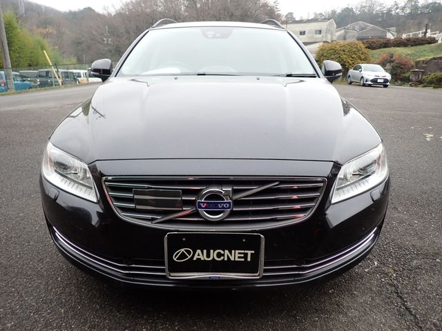 VOLVO VOLVO V70 2015