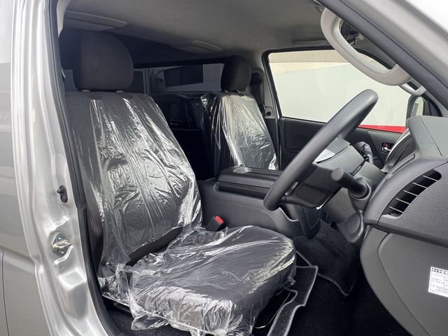 TOYOTA HIACE van 2WD 2025