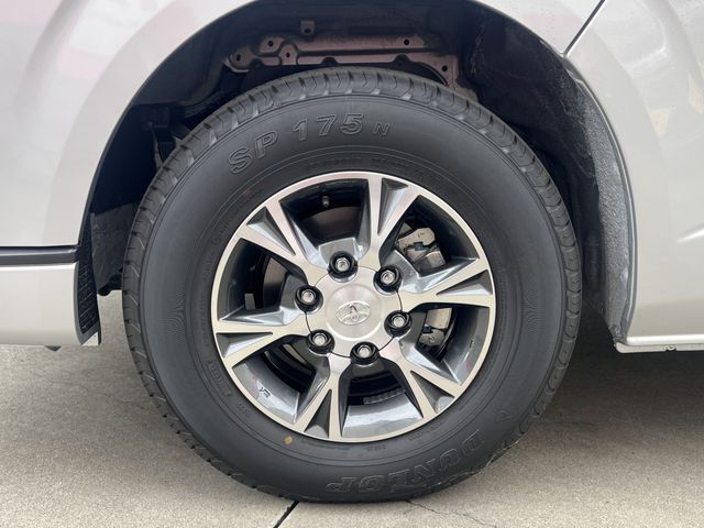 TOYOTA HIACE van 2WD 2025