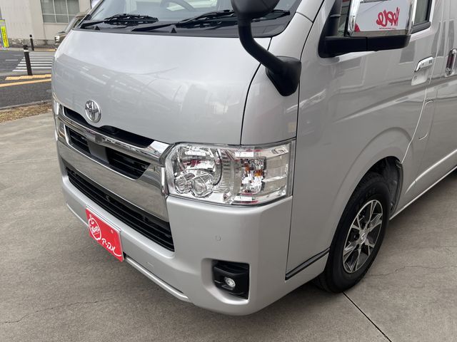 TOYOTA HIACE van 2WD 2025