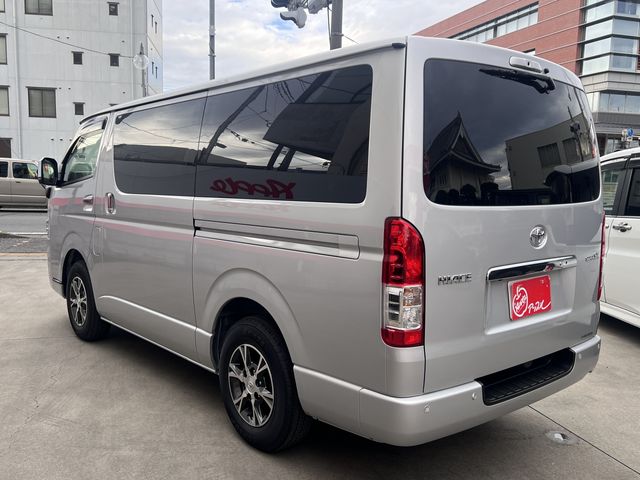 TOYOTA HIACE van 2WD 2025