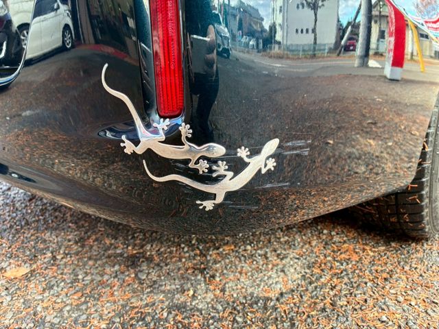 TOYOTA VOXY HYBRID 2016