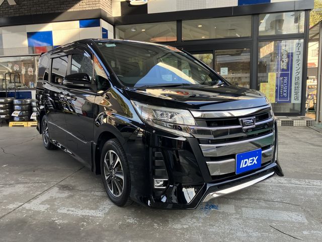 TOYOTA NOAH 2019