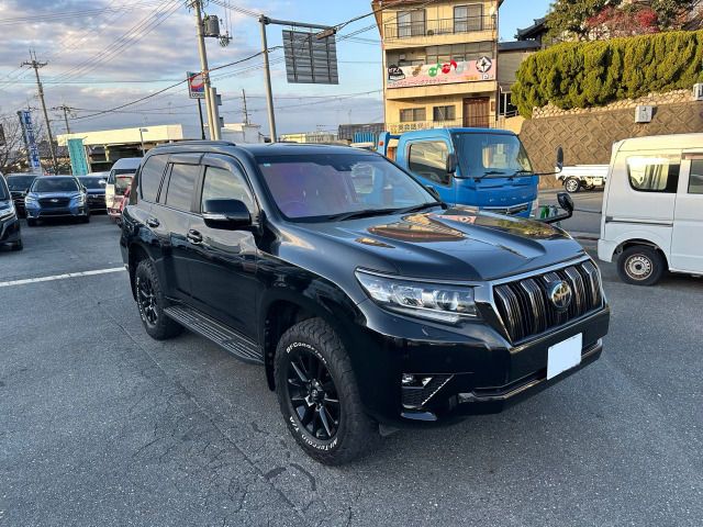 TOYOTA LANDCRUISER PRADO 2022