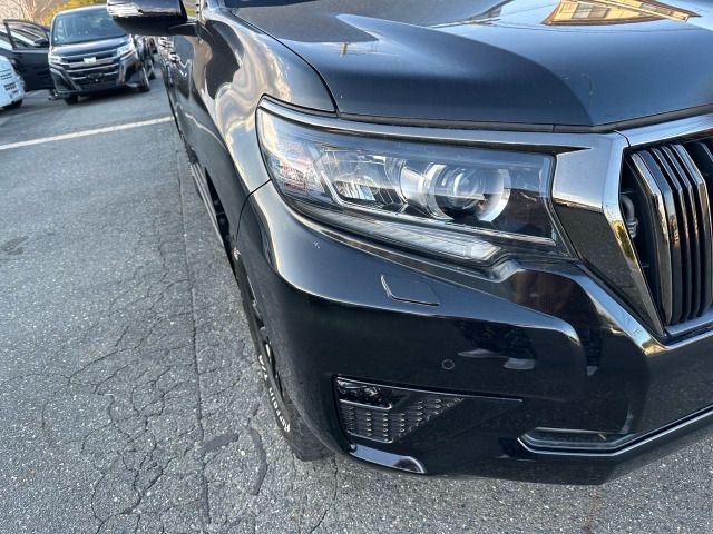 TOYOTA LANDCRUISER PRADO 2022