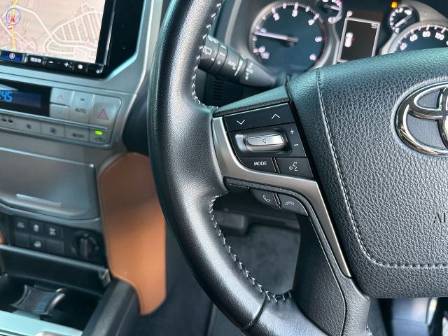 TOYOTA LANDCRUISER PRADO 2022