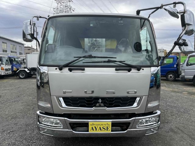 MITSUBISHI FUSOU FIGHTER 2012