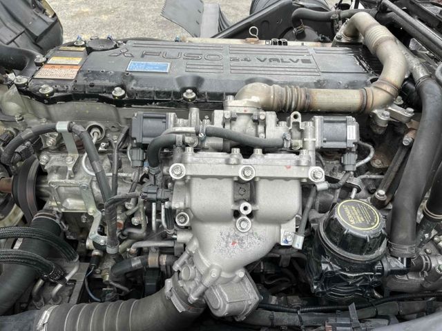 MITSUBISHI FUSOU FIGHTER 2012