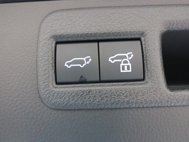 TOYOTA HARRIER 2WD 2021