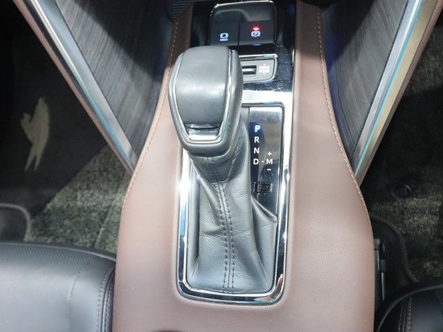 TOYOTA HARRIER 2WD 2021