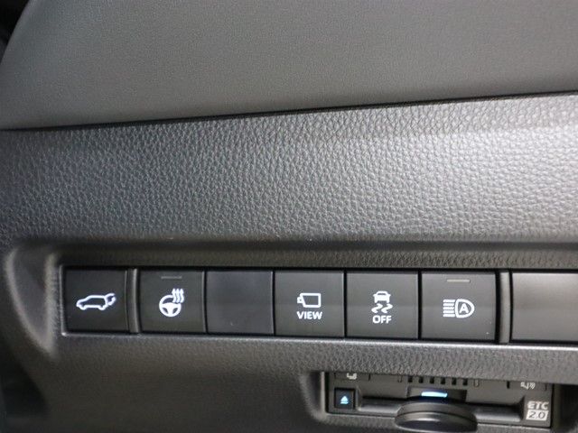 TOYOTA HARRIER 2WD 2021