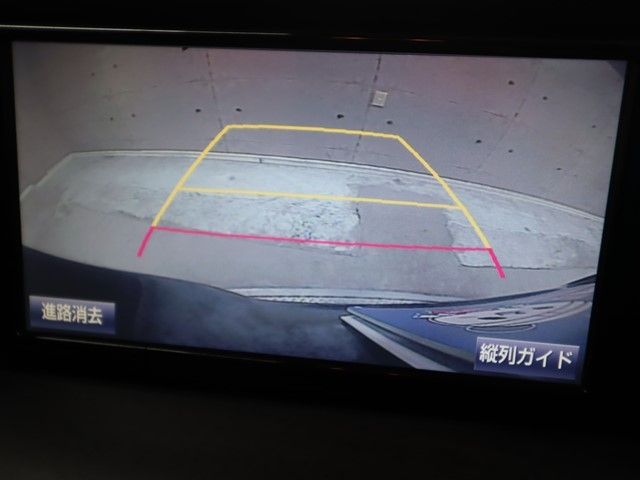 TOYOTA VOXY HYBRID 2017