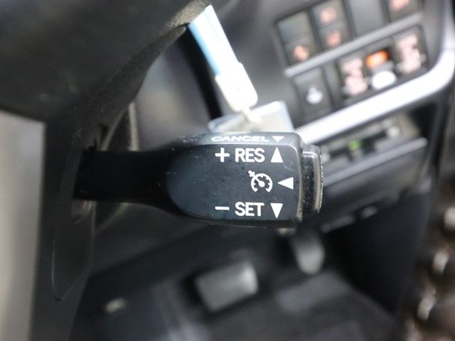 TOYOTA VOXY HYBRID 2017