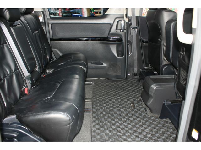 TOYOTA ALPHARD 4WD 2008