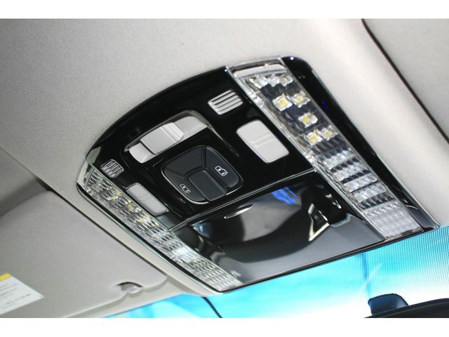 TOYOTA ALPHARD 4WD 2008