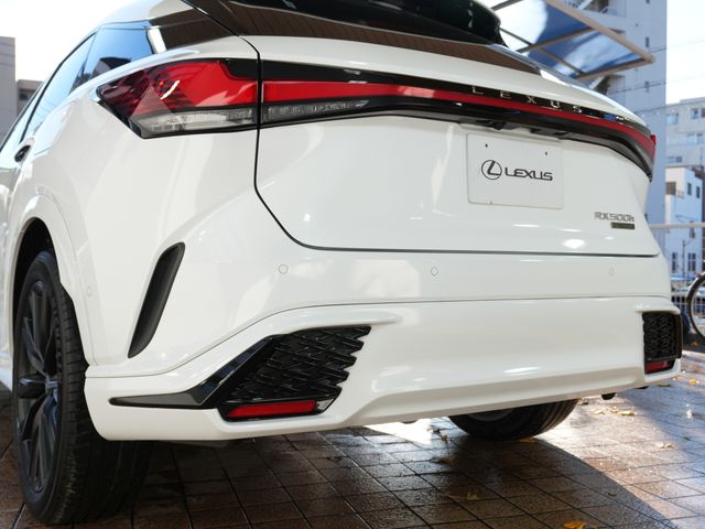 TOYOTA LEXUS RX500h 2023