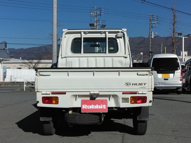 DAIHATSU HIJET truck 4WD 2016