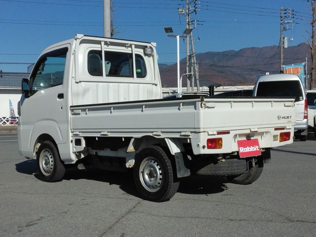 DAIHATSU HIJET truck 4WD 2016