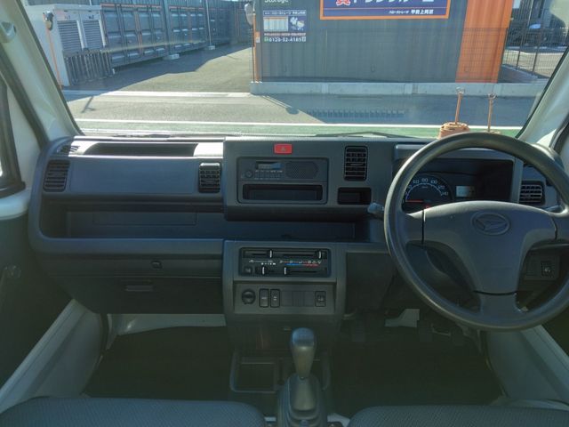 DAIHATSU HIJET truck 4WD 2016