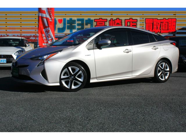 TOYOTA PRIUS 2016