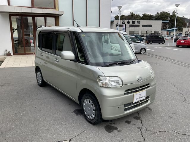 DAIHATSU TANTO 2012