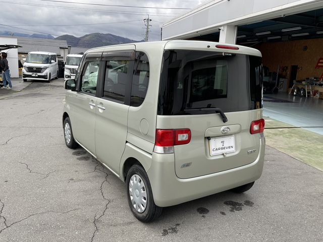 DAIHATSU TANTO 2012
