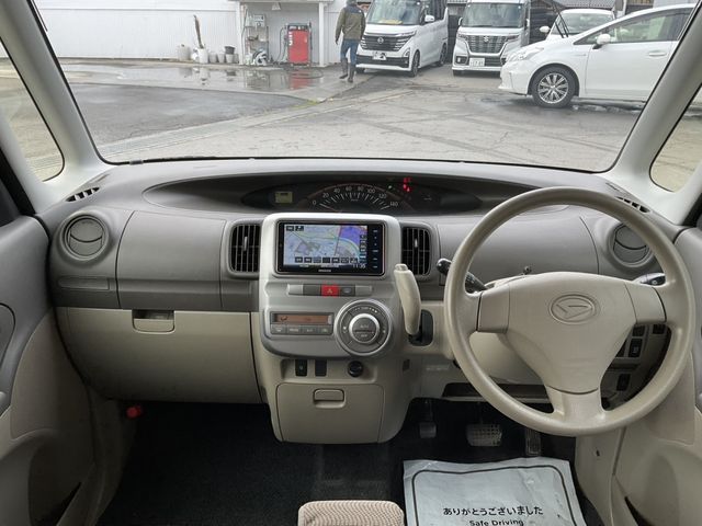 DAIHATSU TANTO 2012