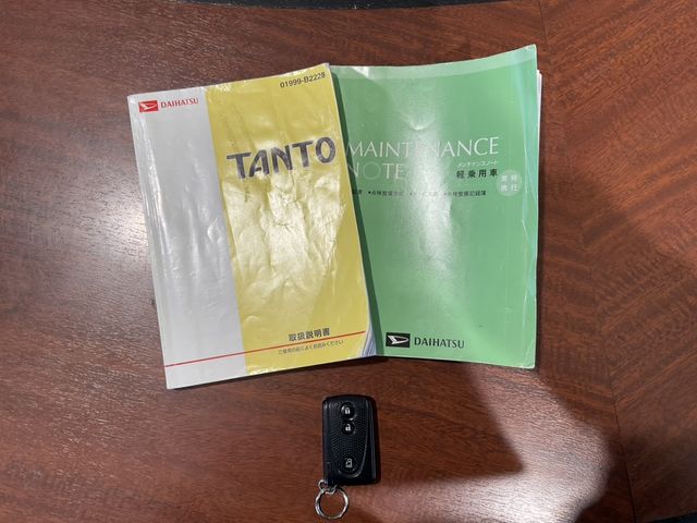 DAIHATSU TANTO 2012