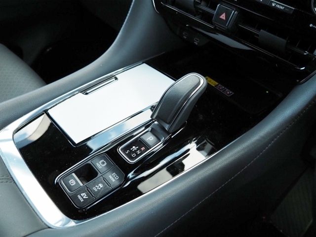 TOYOTA ALPHARD hybrid 4WD 2023