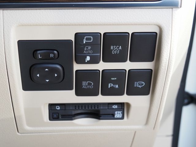 TOYOTA LANDCRUISER wagon 2018