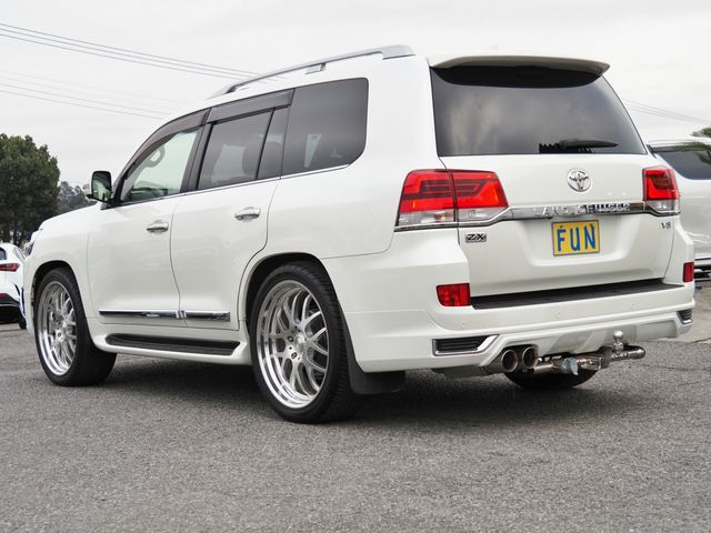 TOYOTA LANDCRUISER wagon 2016