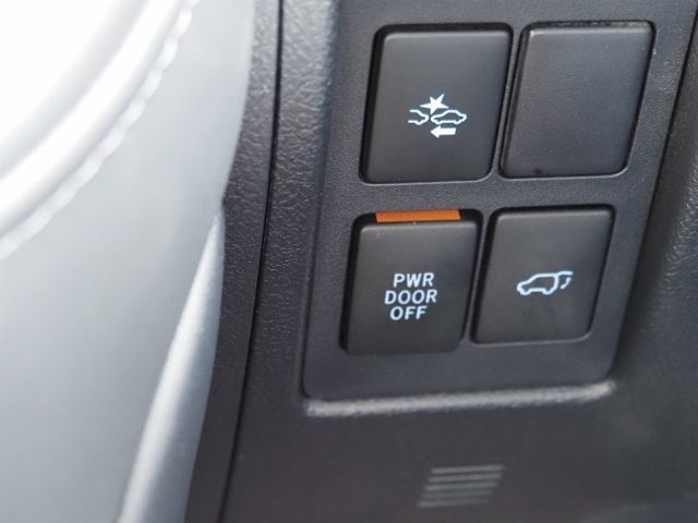 TOYOTA LANDCRUISER wagon 2021