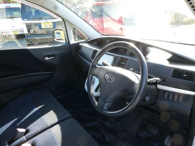 DAIHATSU MOVE CUSTOM 2009