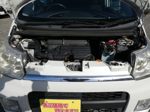 DAIHATSU MOVE CUSTOM 2009