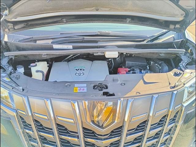 TOYOTA ALPHARD 4WD 2019