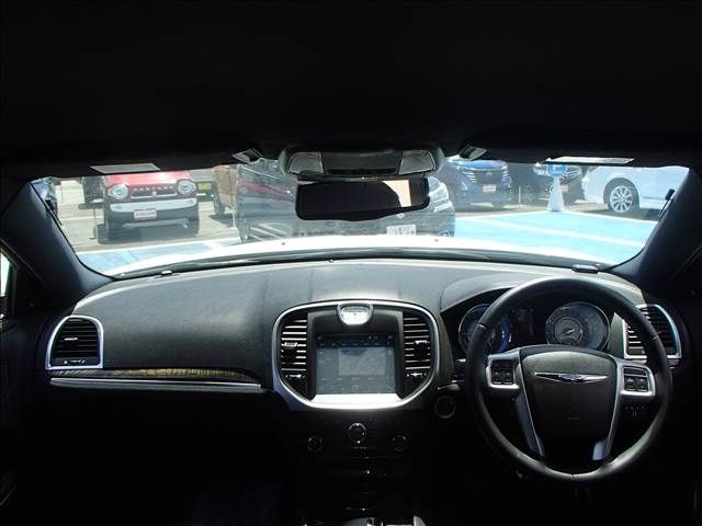 CHRYSLER CHRYSLER 300 2015