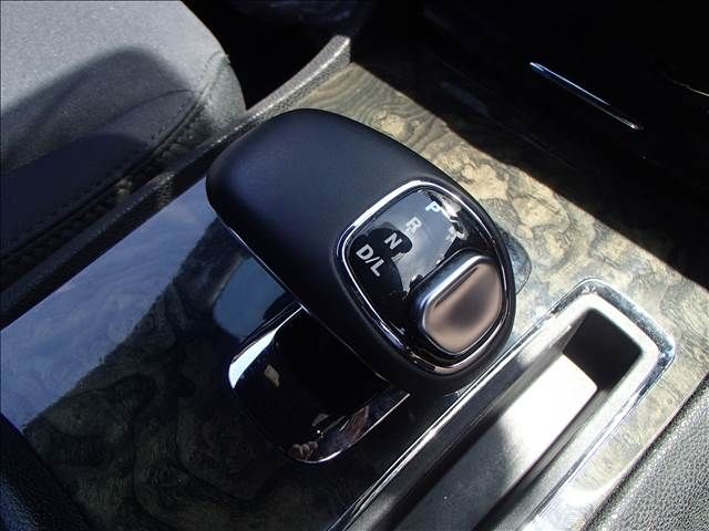 CHRYSLER CHRYSLER 300 2015