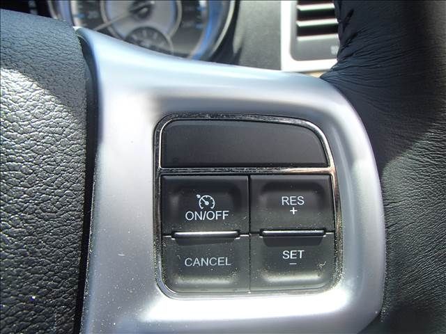 CHRYSLER CHRYSLER 300 2015