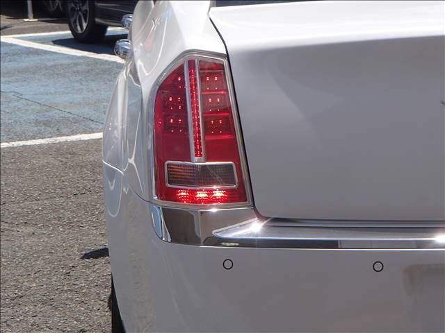 CHRYSLER CHRYSLER 300 2015