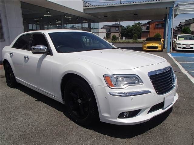 CHRYSLER CHRYSLER 300 2015