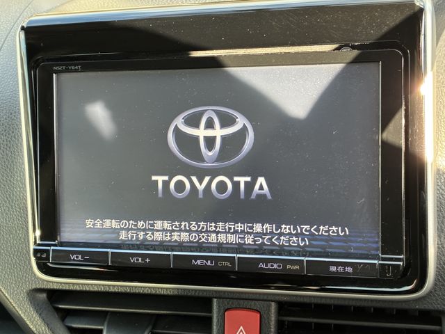TOYOTA ESQUIRE HYBRID 2015