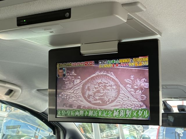 TOYOTA ESQUIRE HYBRID 2015