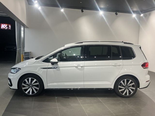 VOLKSWAGEN VOLKSWAGEN GOLF TOURAN 2025