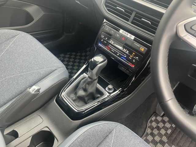 VOLKSWAGEN VOLKSWAGEN T-Cross 2025